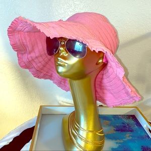 Juicy Couture big pink beach hat